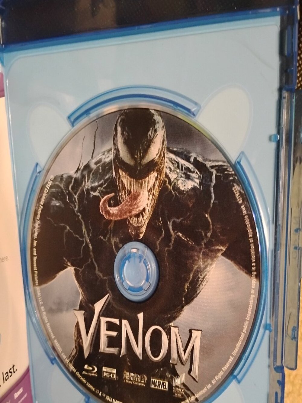 Venom - Picture 3 of 4